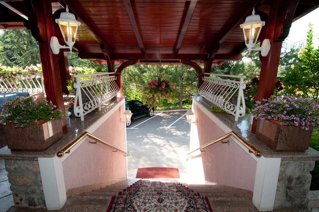 Bed & Breakfast Villa Klara Ічичі Екстер'єр фото