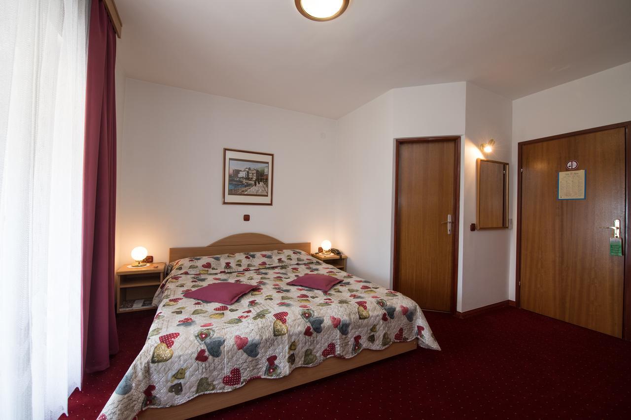 Bed & Breakfast Villa Klara Ічичі Екстер'єр фото